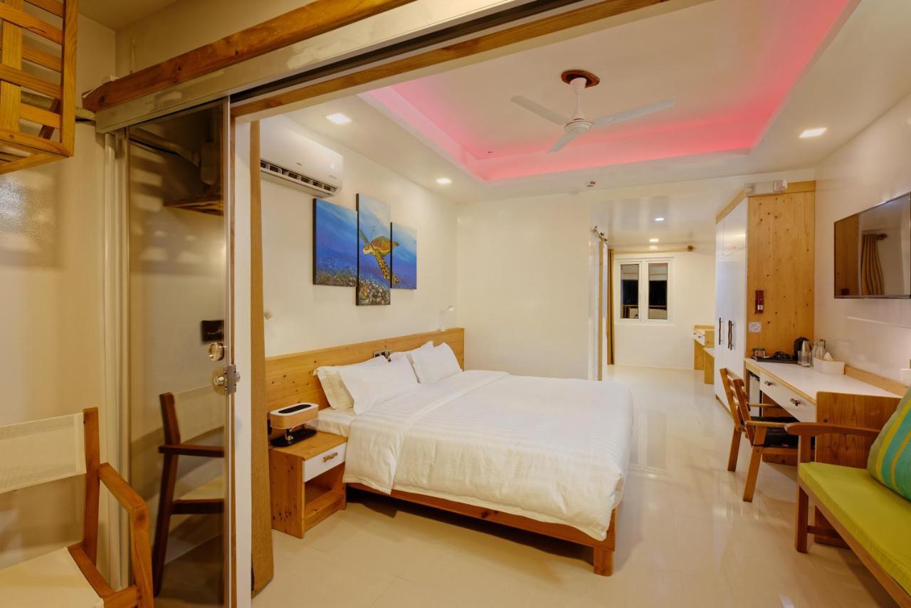 Luau Beach Inn, Maldives Fulidhoo Eksteriør billede